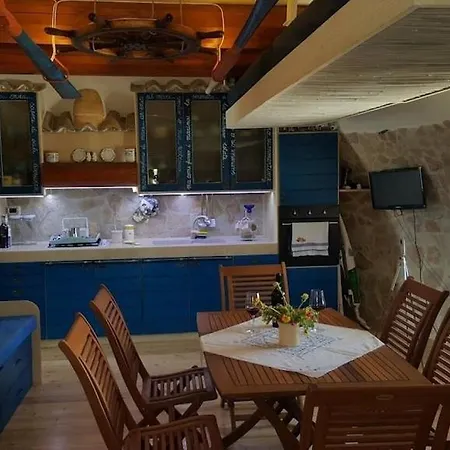 Villa Il Trullo Al Mare -trullo By The Sea- Pool &