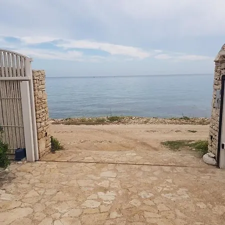 Il Trullo Al Mare -trullo By The Sea- Pool & Villa Molfetta