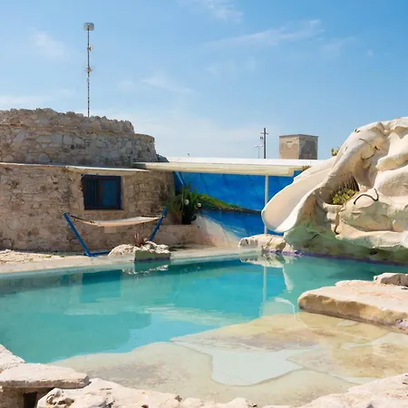 Villa Il Trullo Al Mare -trullo By The Sea- Pool & *